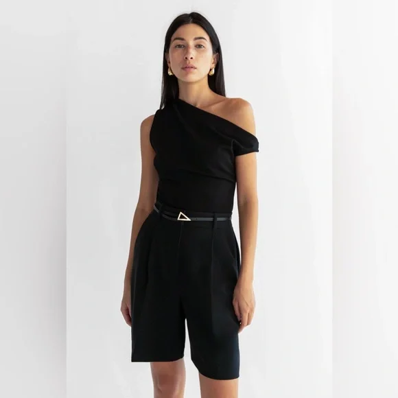 OAK & FORT ASYMMETRIC OFF THE SHOULDER TANK - NWOT - Picture 2 of 6